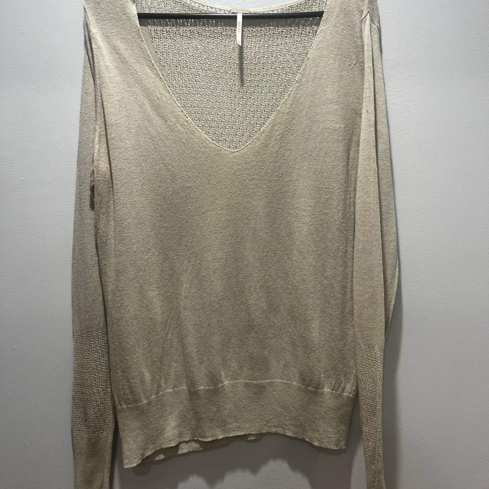 Women's V-neckBeige Free People Beach Long Sleeve Large Shirt